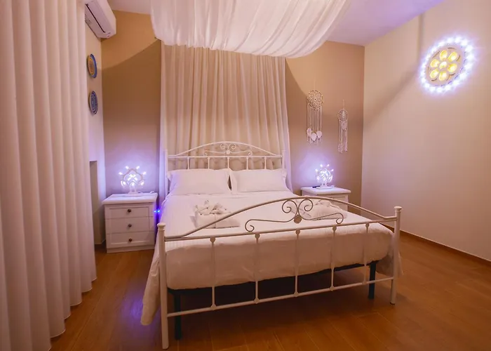 Alle Luminarie Affittacamere 3*